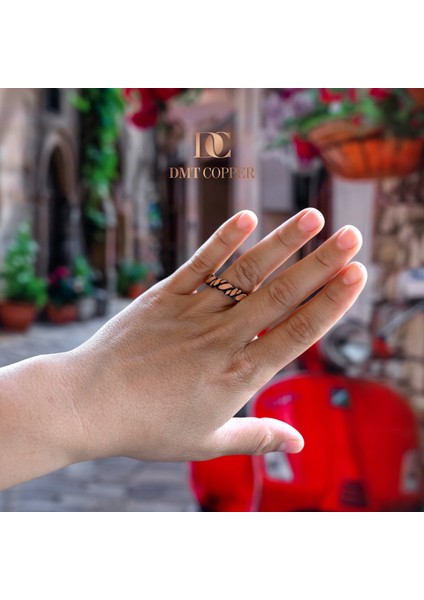 El Yapımı Örgülü Bakır Yüzük, Antik Rustik Tasarım, Ayarlanabilir, Kırmızı Hediye Kutusu Ile, Gaziantep El Sanatları fırsatları