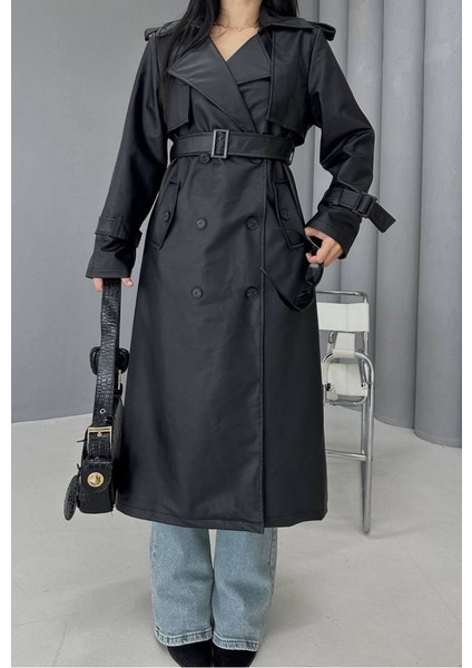 Kadın Trençkot Uzun Suni Deri Kemerli Düğmeli Cepli Yırtmaçlı Kruvaze Yaka Trençkot