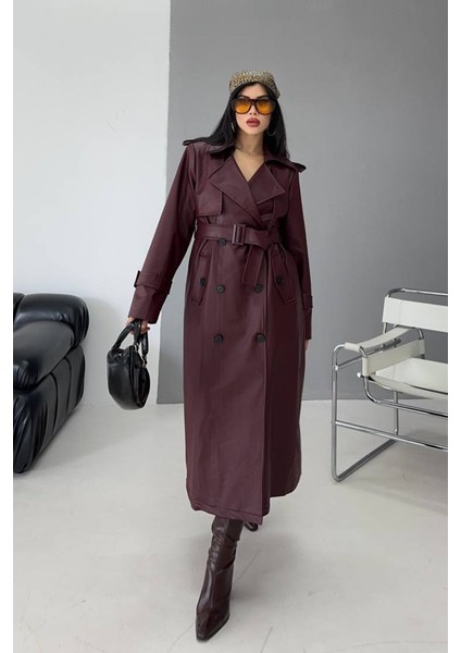 Kadın Trençkot Uzun Suni Deri Kemerli Düğmeli Cepli Yırtmaçlı Kruvaze Yaka Trençkot modelleri