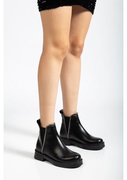 Zrin-02 Premium Siyah Kırışık Rugan Taşlı Lastikli Kışlık Kadın Bot modelleri