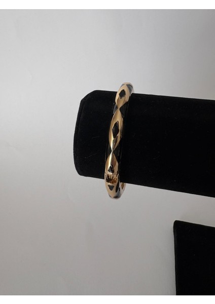 Özel Seri Üçgen Desen Siyah Mineli Gold Kelepçe fırsatları