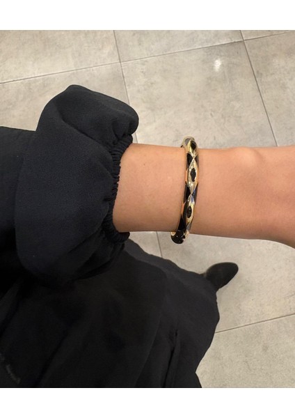 Özel Seri Üçgen Desen Siyah Mineli Gold Kelepçe