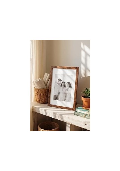 Emores Ahşap Resim Çerçevesi 4'lü Set Halinde 20 x 25 cm Boyutunda