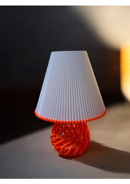 Twıster Model Özel Tasarım Abajur ve Masa Lambası Kırmızı modelleri