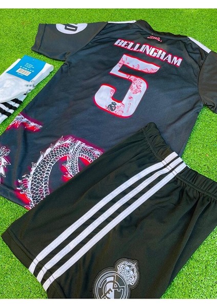 R.madridd 2024/24 Sezonu Jude Bellingham Dragon Desenli Konsept Çocuk Forması 4'lü Set(Black-Red) modelleri
