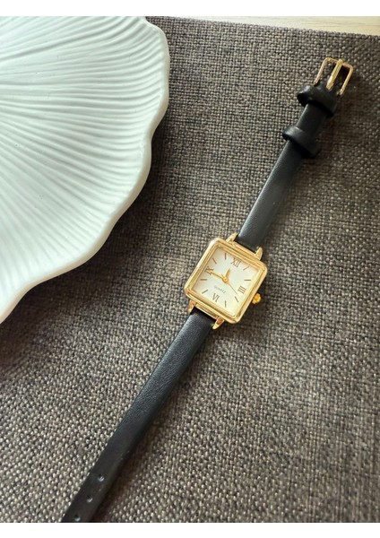 Retro Çok Minik Deri Kordon Vintage Kadın Kol Saati modelleri