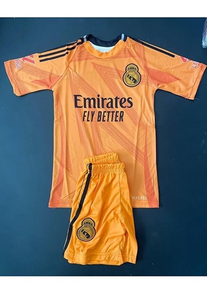 Kylian Mbappe 2024-25 Sezonu R,e,a,l, M,a,d,r,i,d Deplasman Çocuk Forması 4'lü Set fiyatları