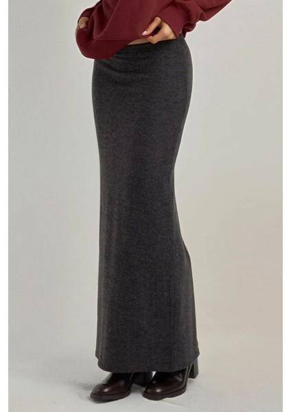 Kadın Elastik Bel Yumuşak Dokulu Yırtmaçlı Etek Koyu Gri