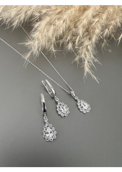 Zirkon Taşlı Gümüş Damla Kolye Küpe Seti