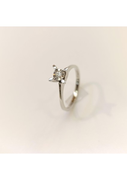 0.08CT Efekli Tek Taş Pırlanta Yüzük 8 Ayar Altın Hd Videolu modelleri