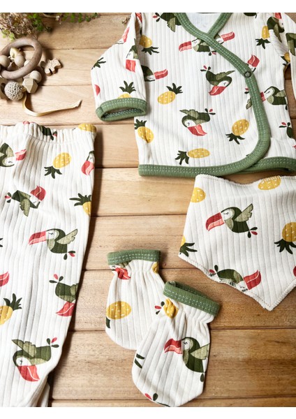 Organik Renkli Papağanlı Unisex 5'li Hastane Çıkışı