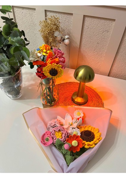 Örgü Çiçek Buketi fiyatları