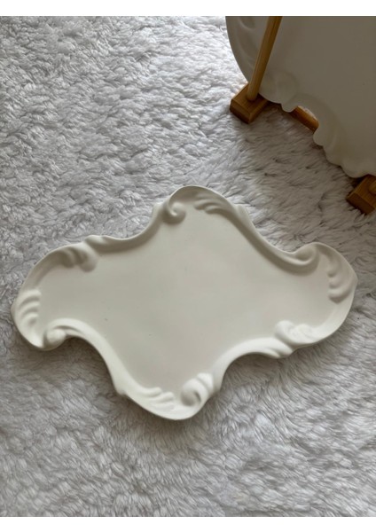 Dekoratif Vintage Tepsi - Takı Tabağı - Çekim Tabağı - Dantel Kenarlı Yüzük Tepsisi Oymalı Model fırsatları