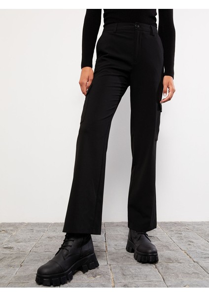 Yeni Sezon Kadın Standart Fit Düz Pantolon modelleri