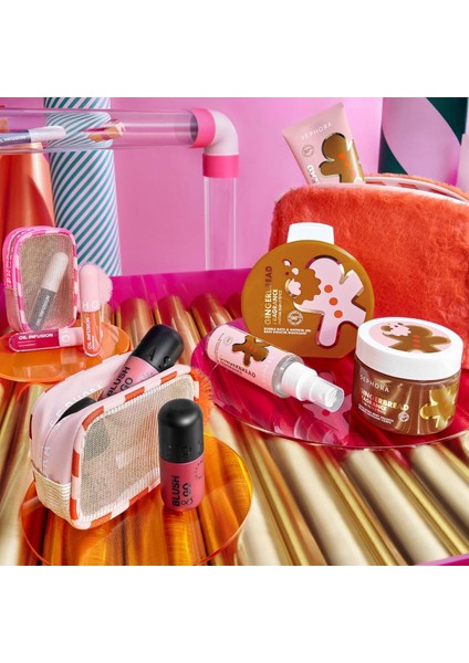 Gingerbread Zencefilli Kurabiye Kokulu 5’li Vücut Bakım Seti + Pelüş Çanta Hediyeli modelleri