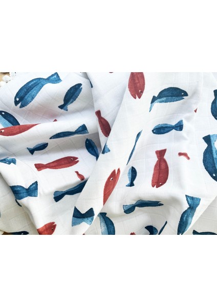 Ön Tarafı Müslin Arka Tarafı Vafıl Kumaş Kenarları Ponponlu Balık Desenli Çift Katlı Battaniye