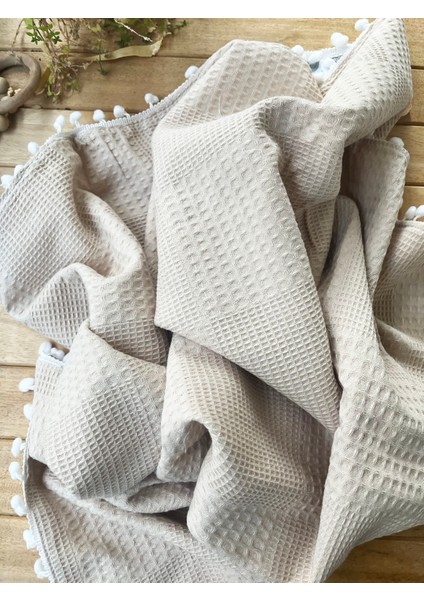 Ön Tarafı Müslin Arka Tarafı Vafıl Kumaş Kenarları Ponponlu Koala Desenli Çift Katlı Battaniye modelleri