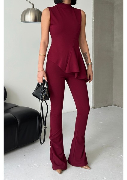 Kadın Alt Üst Takım Sıfır Kollu Balıkçı Yaka Fırfırlı Asimetrik Bluz Ispanyol Paça Büzgülü Pantolon Ikili Takım