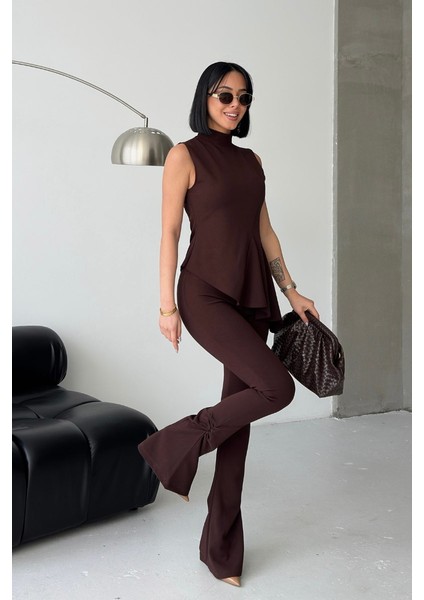 Kadın Alt Üst Takım Sıfır Kollu Balıkçı Yaka Fırfırlı Asimetrik Bluz Ispanyol Paça Büzgülü Pantolon Ikili Takım fırsatları