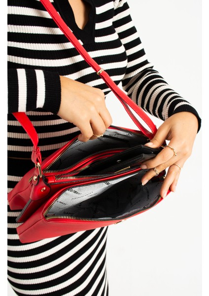 Sanmorris Glc Kadın 1329 Suni Deri Ayarlanabilir Çapraz Askılı 4 Bölmeli ve Metal Fermuarlı Siyah Damla Omuz Çantası fiyatları