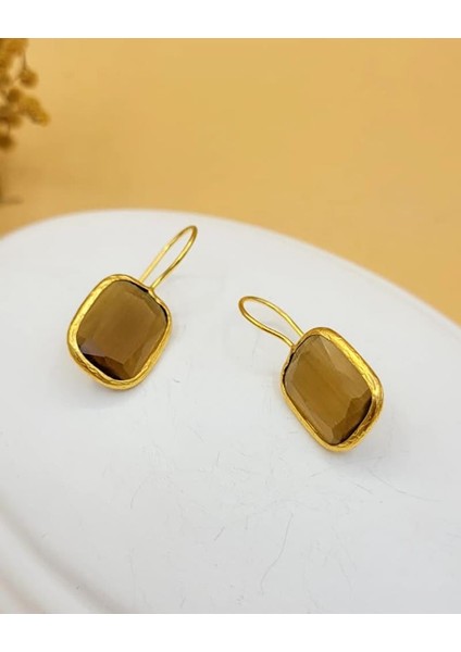 Karamel Kedi Gözü Sıvama Altın Kaplama Dörtgen Küpe