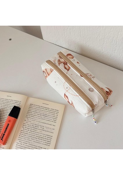 Iki Bölmeli Uzay Temalı Kumaş Kalemlik – Erkek Çocuk ve Gençler Için fırsatları