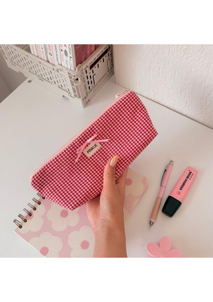 Kırmızı Ekose Kalemlik – Zarif Fiyonk Detaylı / Organizer/ Bakım - Makyaj Çantası fiyatları