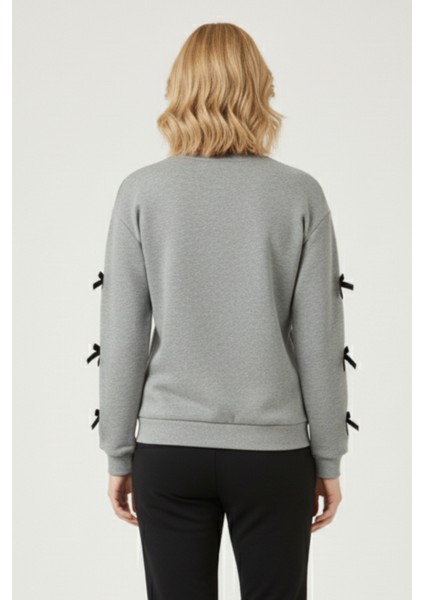 Kurdele Detaylı Kadın Bisiklet Yaka Sweatshirt Şık ve Rahat Oversize Model fiyatları