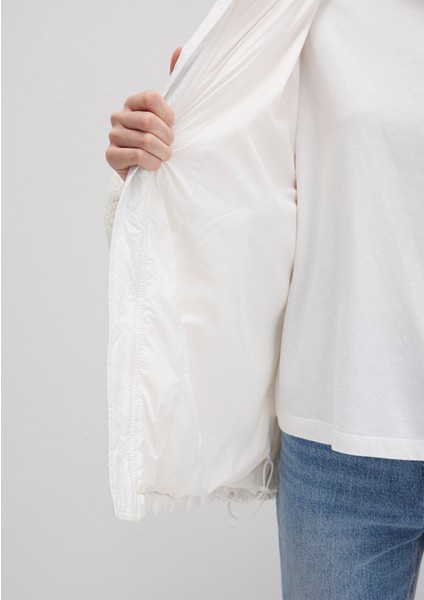 Peluş Detaylı Kapüşonlu Ekru Ceket 1110215-80194