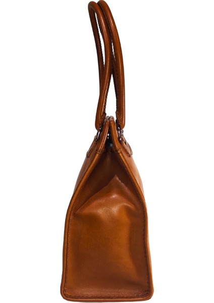 Kadın Handmade Deri Çıt Çıt Kapamalı Logo Detaylı El Ve Omuz Çantası ARMO modelleri