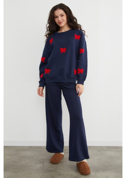 3 Iplik Fiyonk Nakışlı Oversize Sweatshirt modelleri