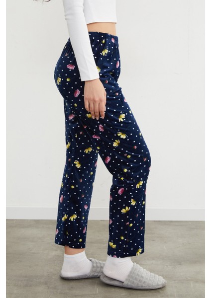 Çiçek Baskılı Kadife Pijama Altı