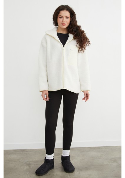 Fermuarlı Tek Cepli Dik Yaka Pelüş Mont indirimleri