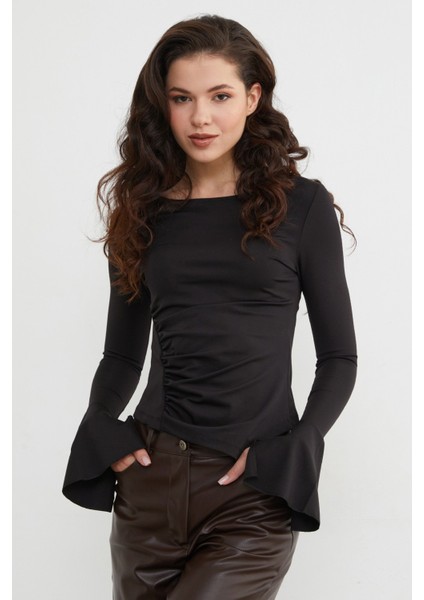 Drapeli Kayık Yaka Kolları Yırtmaç Detaylı Bluz fırsatları