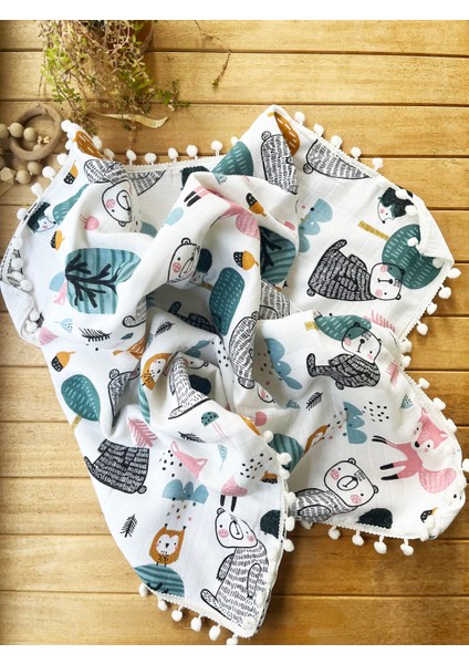 Ön Tarafı Müslin Arka Tarafı Vafıl Kumaş Kenarları Ponponlu Ayıcık Desenli Çift Katlı Battaniye fırsatları