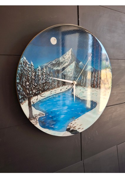 Duvar Saati - 35 cm El Çizimi Epoksi Duvar Saati + Hediye Anahtarlık - Şık Epoksi Duvar Saati - Eşsiz Tasarım - Modern Dekoratif Duvar Saati -Kıştemalı modelleri