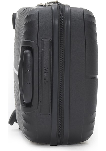 Benetton 8015 Orta Boy Polipropilen Kırılmaz Valiz Tekerlekli Valiz