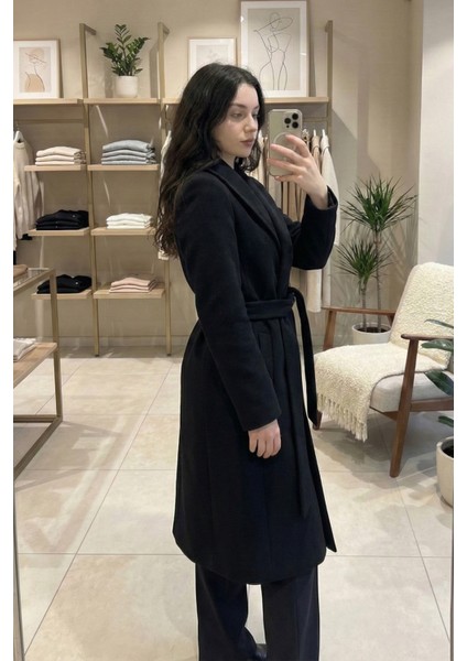 Kadın Siyah Uzun Trençkot Cepli Kuşaklı Rüzgar Kapaklı Yeni Sezon Dış Giyim fiyatları