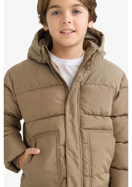 Erkek Çocuk Su İtici Kapüşonlu Mont C5526A825WN modelleri