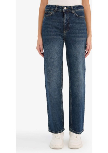 Comfort Straight Yüksek Bel Bilek Boy Jean Yıkamalı Pantolon D8154AX25AU modelleri