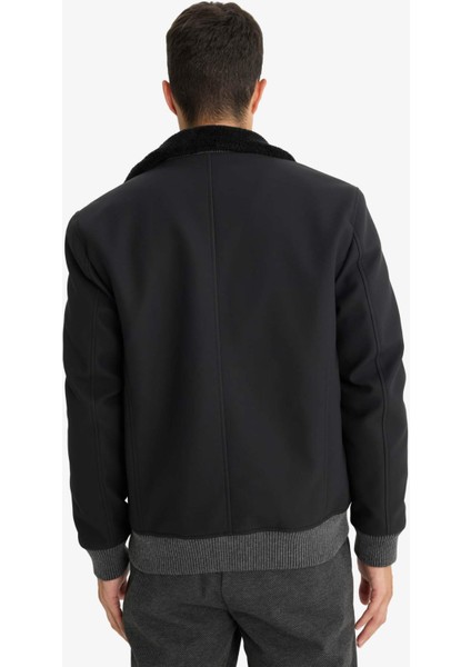 Su İtici Slim Fit Dar Kesim Suni Kürklü Yaka Astarlı Fermuarlı Ribanalı Cepli Suni Deri Mont C5633AX25WN