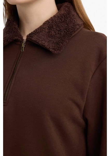 Regular Fit Fermuarlı Yaka İçi Yumuşak Tüylü Kalın Sweatshirt Tunik G3853AX25WN fırsatları