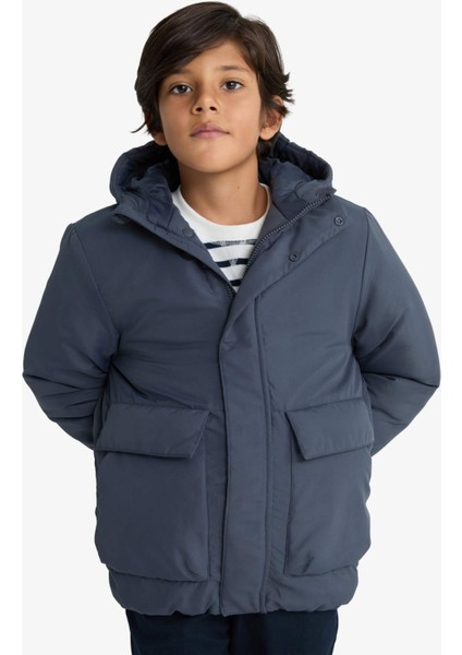 Erkek Çocuk Su İtici Kapüşonlu Fermuarlı Şişme Mont E7386A825WN fırsatları