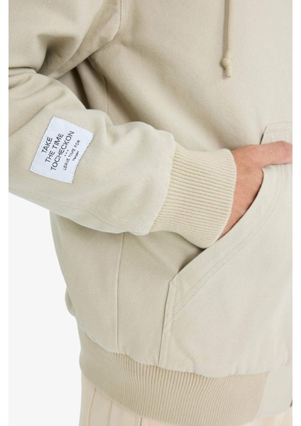 Su İtici Oversize Fit Geniş Kalıp Nakış Detaylı İç Cepli Kapüşonlu Ribanalı Fermuarlı Cepli Mont C6338AX25AU