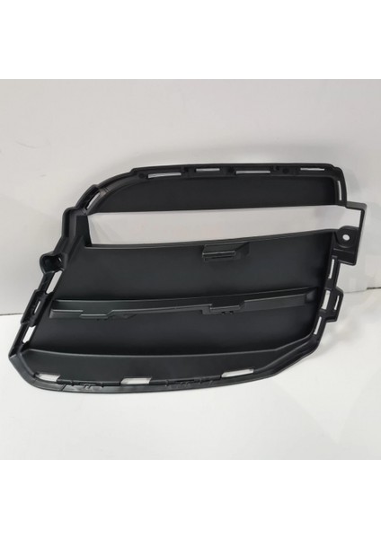 Porsche Macan- 2014-2017 Ön Tampon Panjuru Arka Kapak Sağ Sıyah (Tw) Oem No (95B1213341E0)