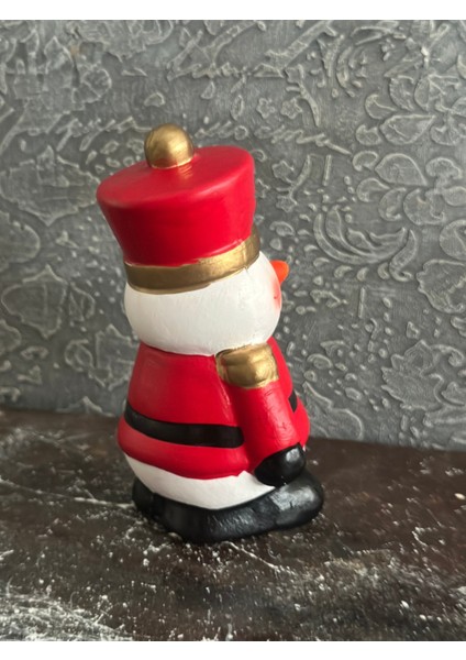 Kardan Adam Seramik Biblo, Yılbaşı Süsleri, Kırmızı Renk, Dekoratif Figür