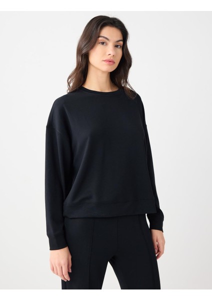 Siyah Uzun Kollu Bisiklet Yaka Modal Örme Sweatshirt fırsatları