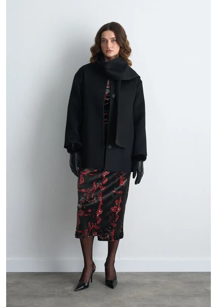 Atkılı Yünlü Kaşe Kaban - Siyah fiyatları