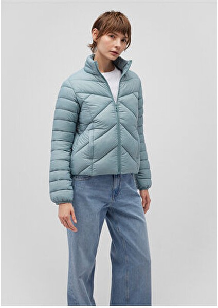 Renkli Kadın Şişme Mont 110698-34521 Dik Yaka Orta Kalınlıkta Günlük Stil fırsatları