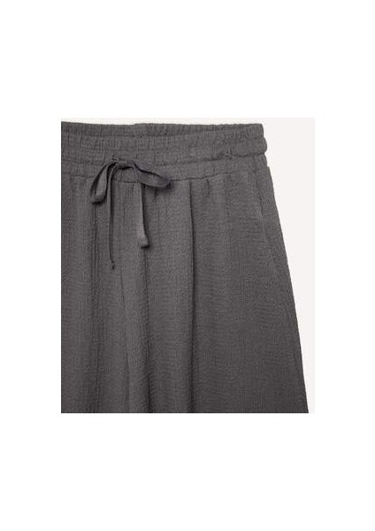 Coool Loose Fit Bürümcük Şort A6223AX24SM Kadınlar için Hafif ve Rahat Yazlık